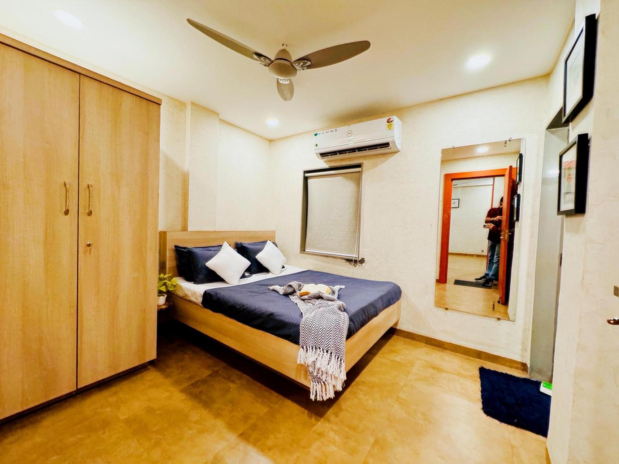 Homeescape 1bhk Retreat Near Saket Square *